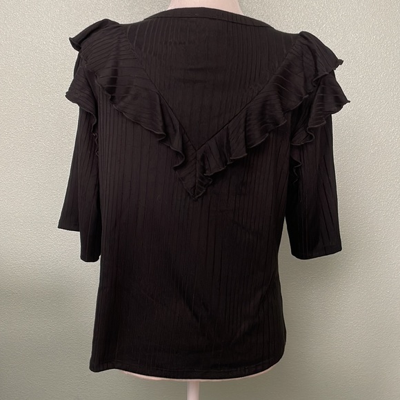 Riley & Rae Black Ruffled Ribbed Top - Picture 7 of 9